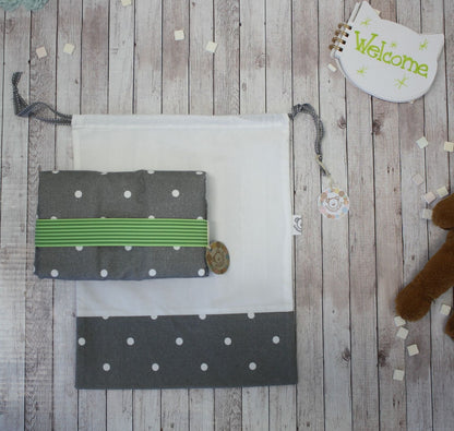 Fasciatoio portatile - Portapannolini grigio a pois con interno cerato a fantasia di uccellini - personalizzabile