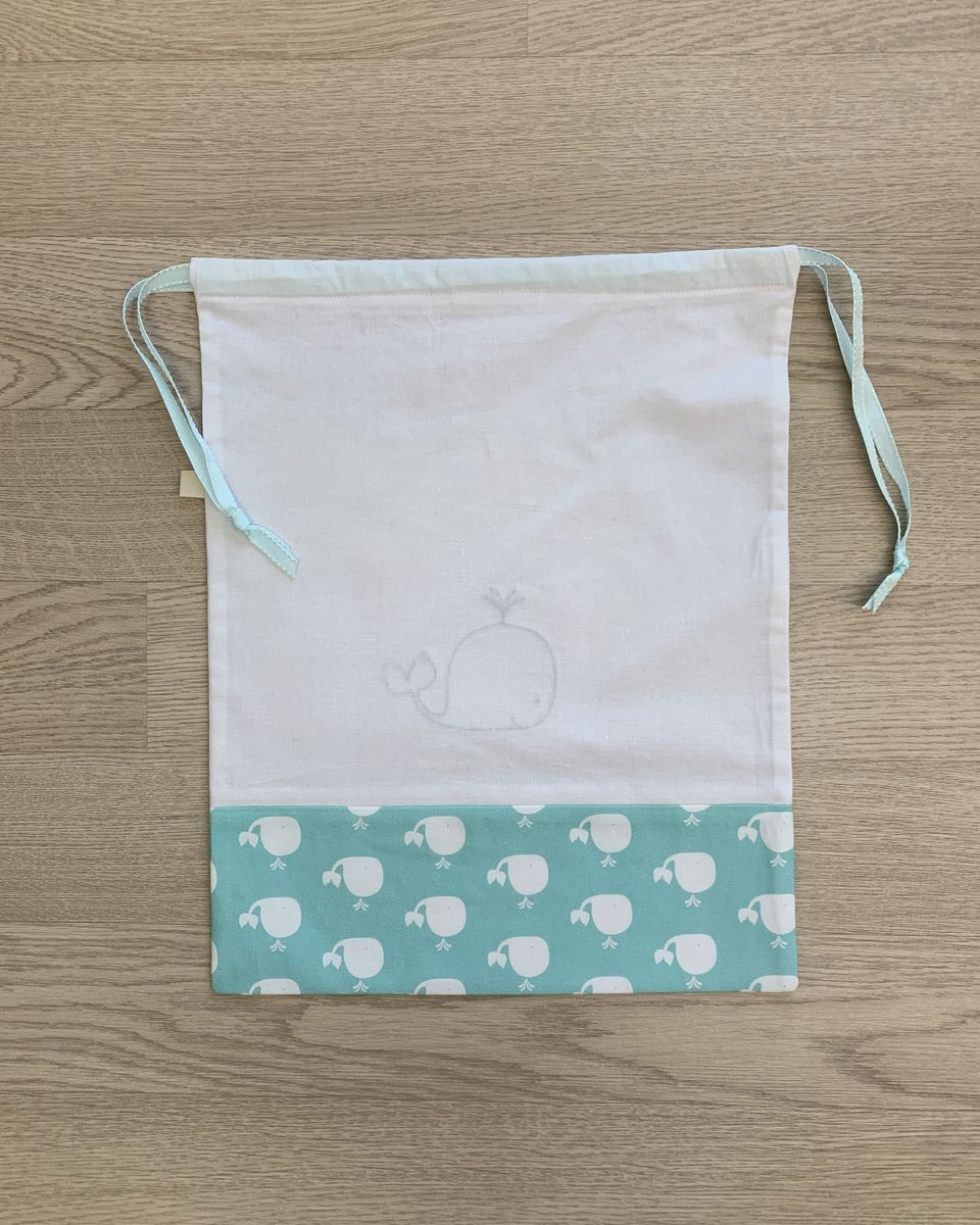 Set Nascita: Fasciatoio Portatile, Sacchetto e Beauty case coordinati - Balenina - Personalizzato