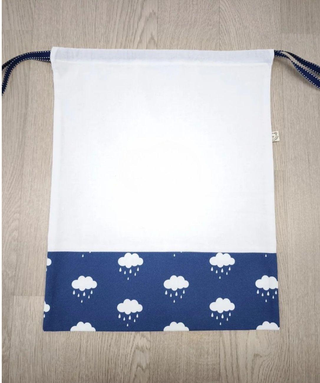 Sacchetto semplice bianco e blu - nuvolette COMPONIBILE