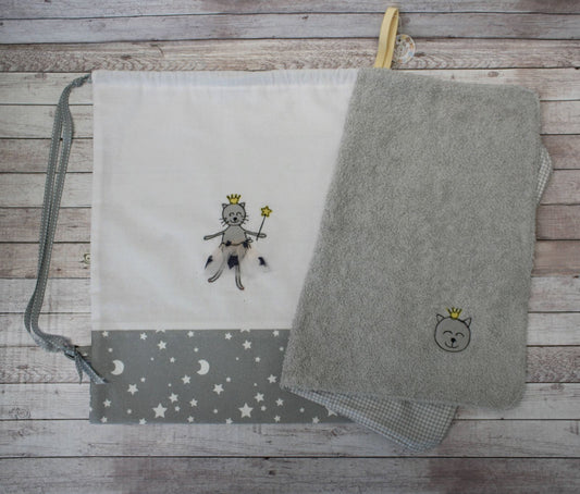 set asilo Gattina Fatina