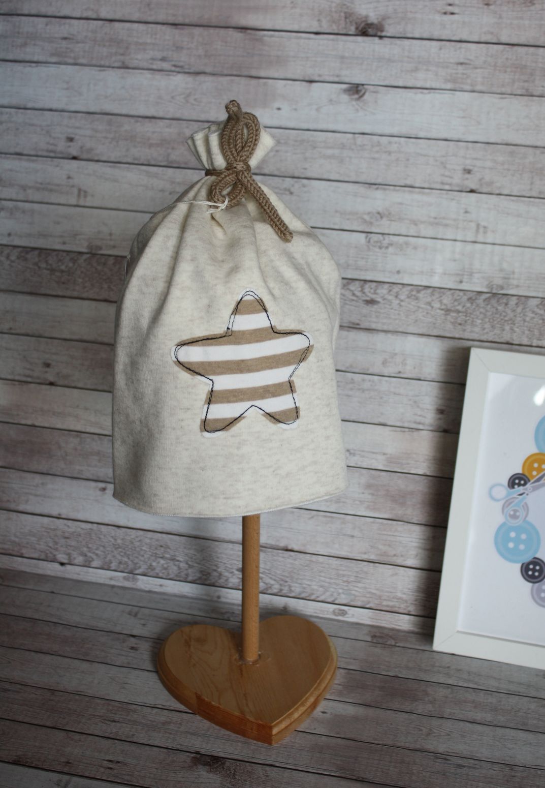 Berretto con fiocchetto - stella righe -  T 3-5 anni