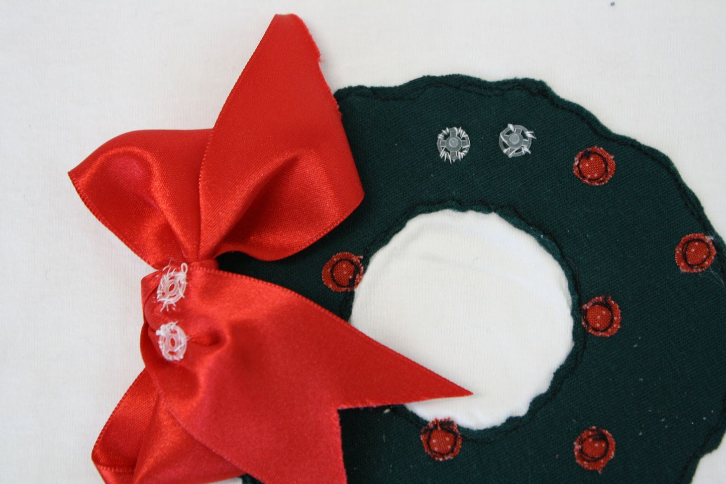 Maglietta natalizia a maniche lunghe con ghirlanda - taglia 3 anni